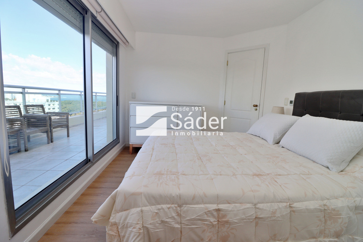 Apartamento ID.4236 - Apto 3 dorm. Parada 14 de mansa. Luminoso y moderno. 