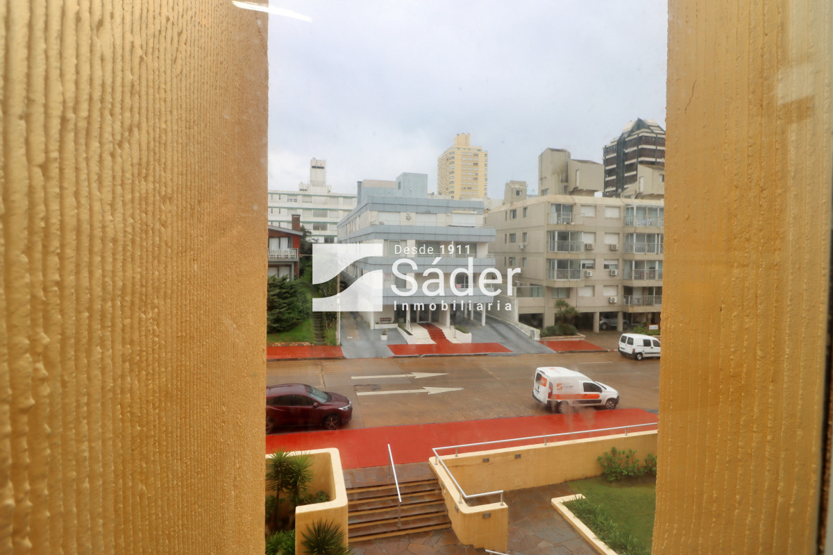 Apartamento ID.4411 - Apartamento 3 dorm. Playa el Emir