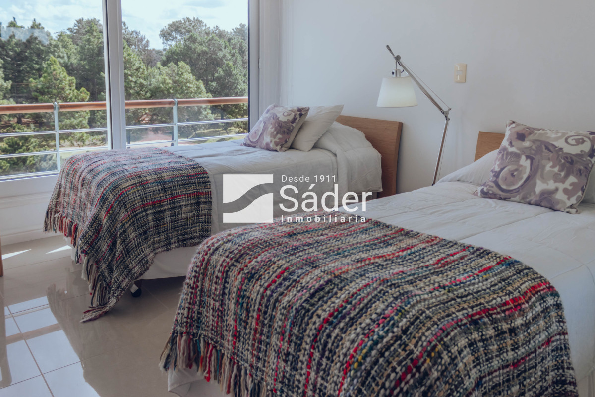 Apartamento ID.3743 - Apto 3 Dormitorios Pda. 42 Playa Mansa