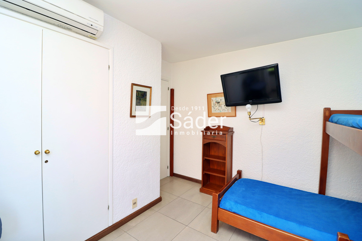Apartamento ID.4463 - Apartamento 3 dormitorios mas dependencia. en Manantiales