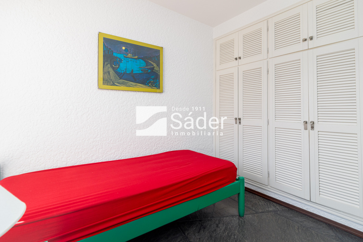 Apartamento ID.3698 - Ubicado frente a la icónica Playa El Emir