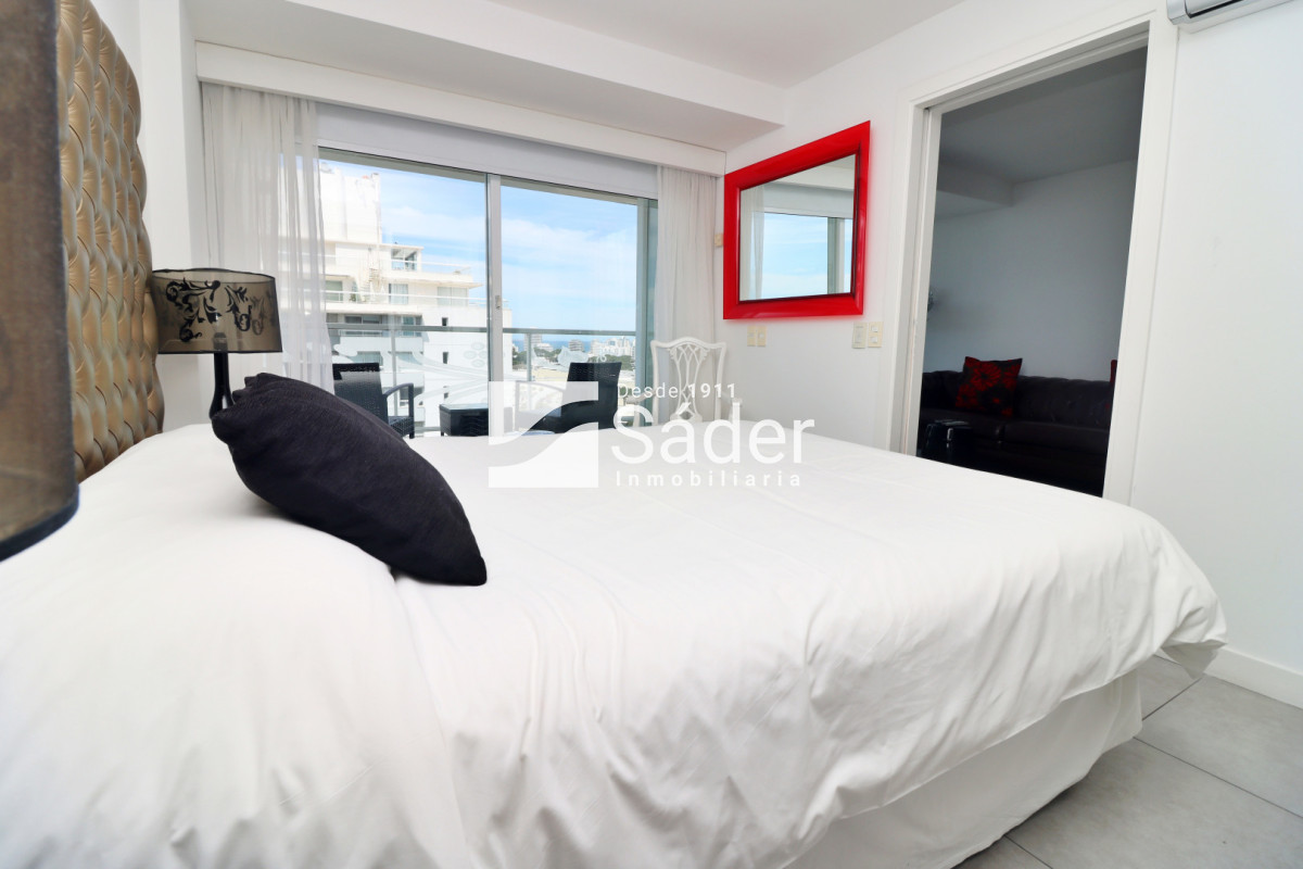 Apartamento ID.4440 - Venta de Apartamento sobre Avda. Roosevelt