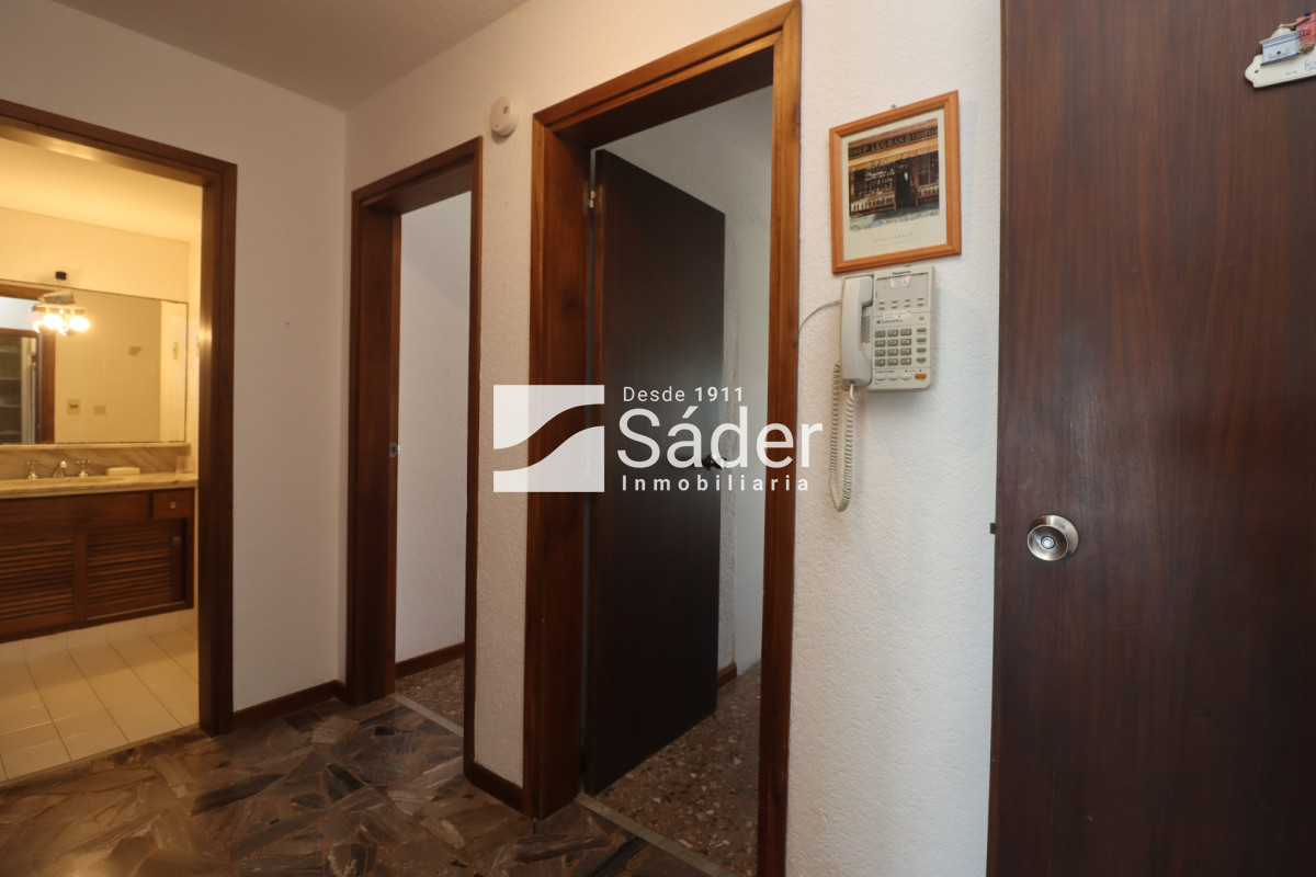 Apartamento ID.4602 - Frente al mar en pda. 3 de playa mansa 
