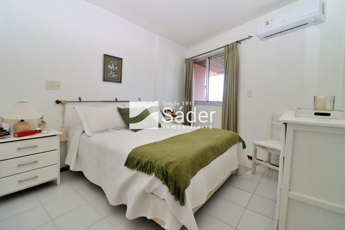 Apartamento ID.4325 - Apto. en alquiler de 2 dormitorios. 
