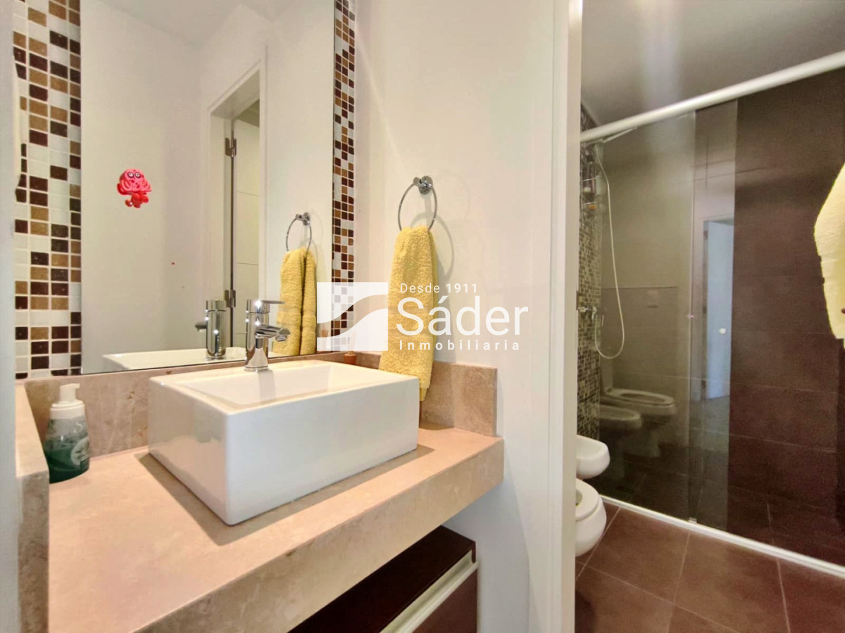 Apartamento ID.4803 - Apartamento 3 dormitorios en Punta del Este cerca de Playa Brava y Mansa