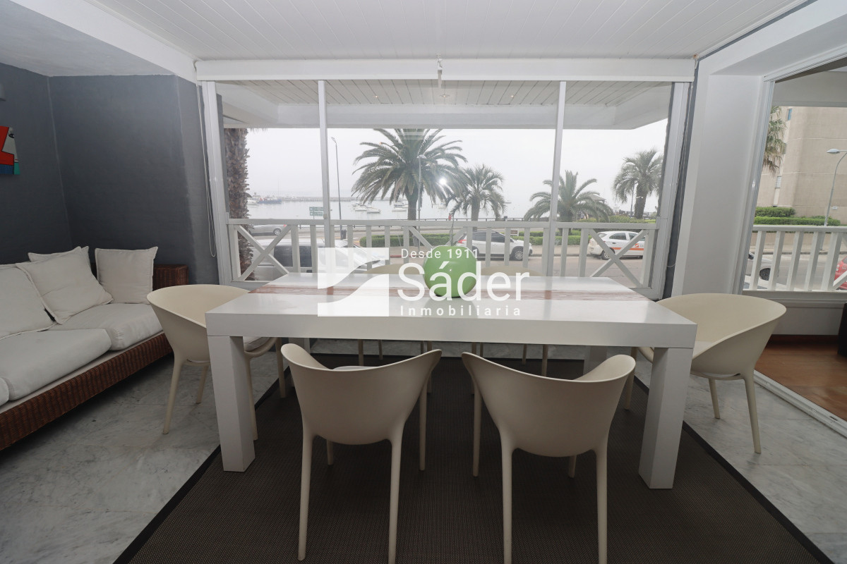 Apartamento ID.4396 - Apartamento de gran tamaño frente al Puerto