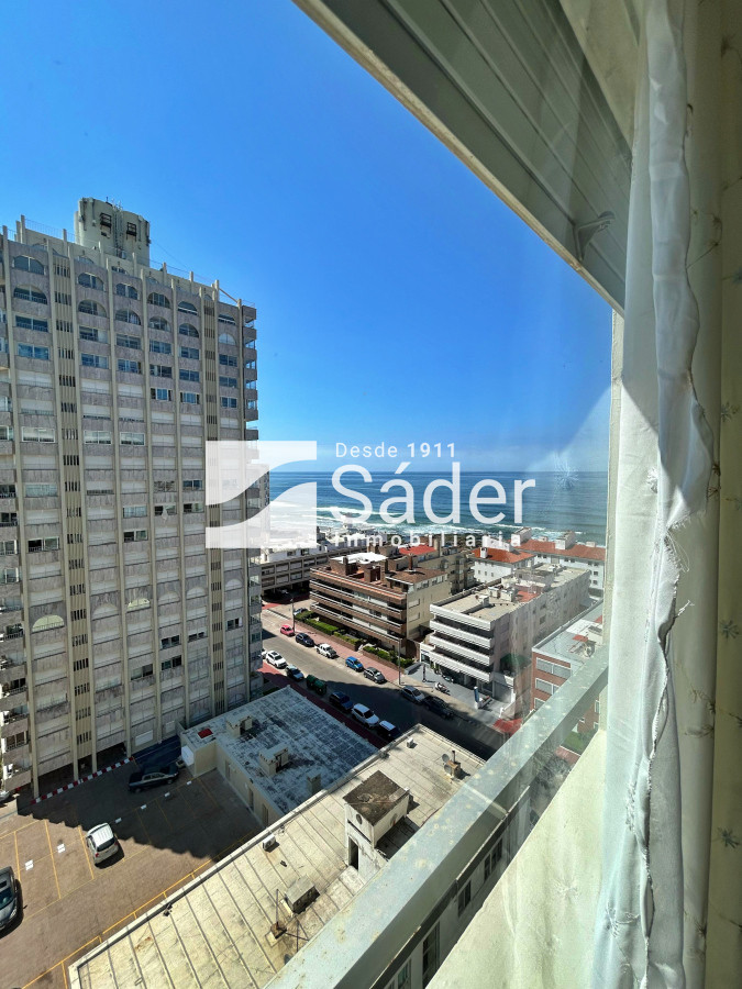 Apartamento ID.3974 - Apto Funcional en la Península 