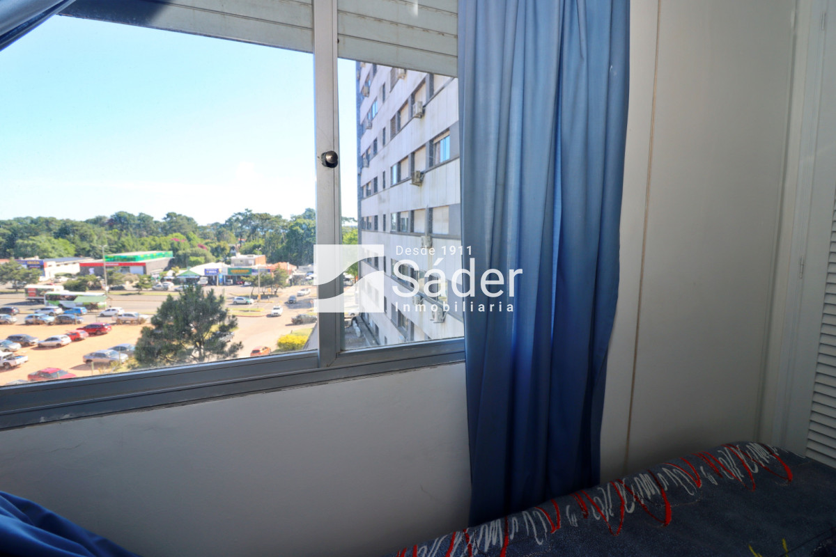Apartamento ID.4596 - Apto en zona Cantegrill. 2 dormitorios y servicio