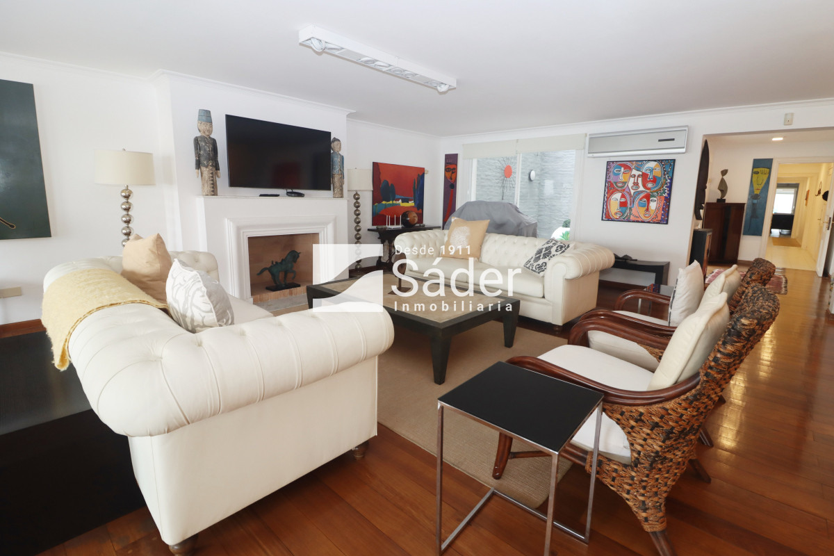 Apartamento ID.4396 - Apartamento de gran tamaño frente al Puerto