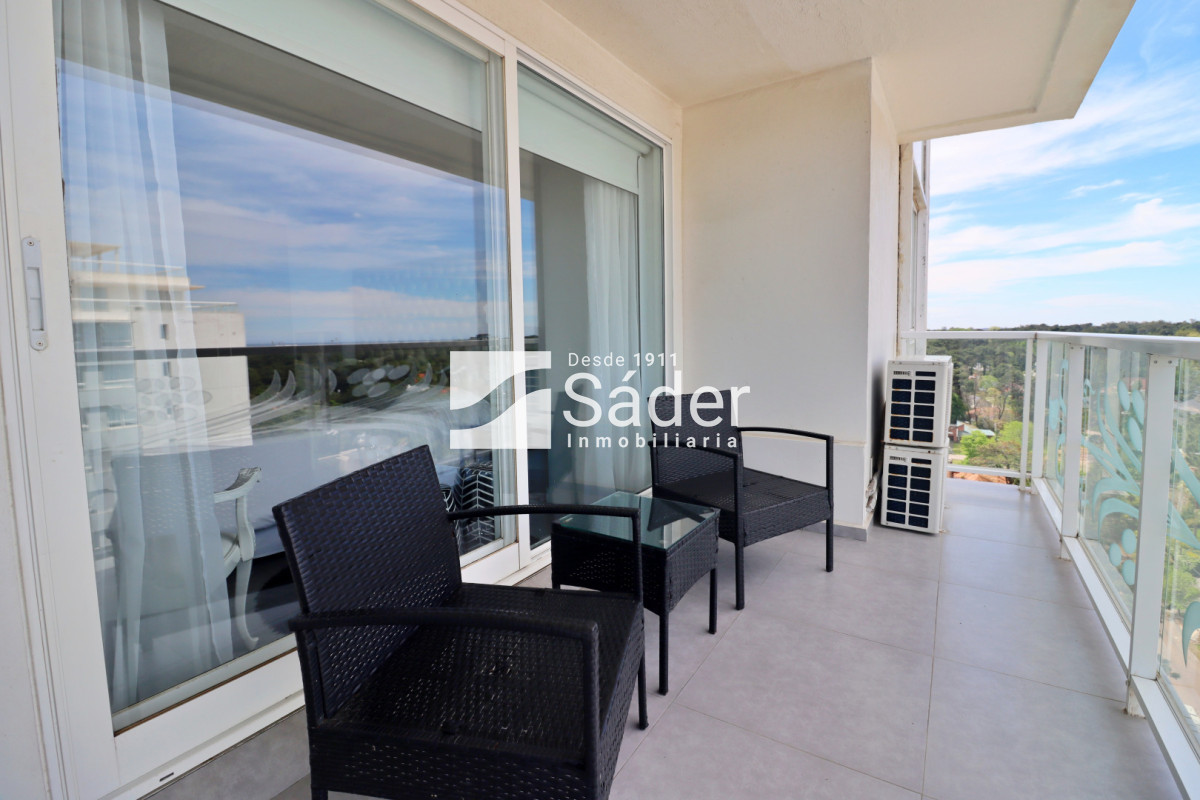 Apartamento ID.4440 - Venta de Apartamento sobre Avda. Roosevelt