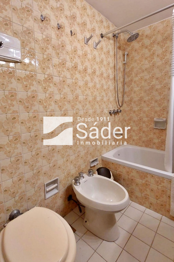 Apartamento ID.4554 - Apto 3 dorm. Playa mansa. 