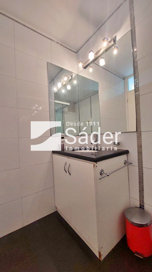 Apartamento ID.4615 - Apto 2 Dormitorios en la Península, sobre Av. Gorlero 