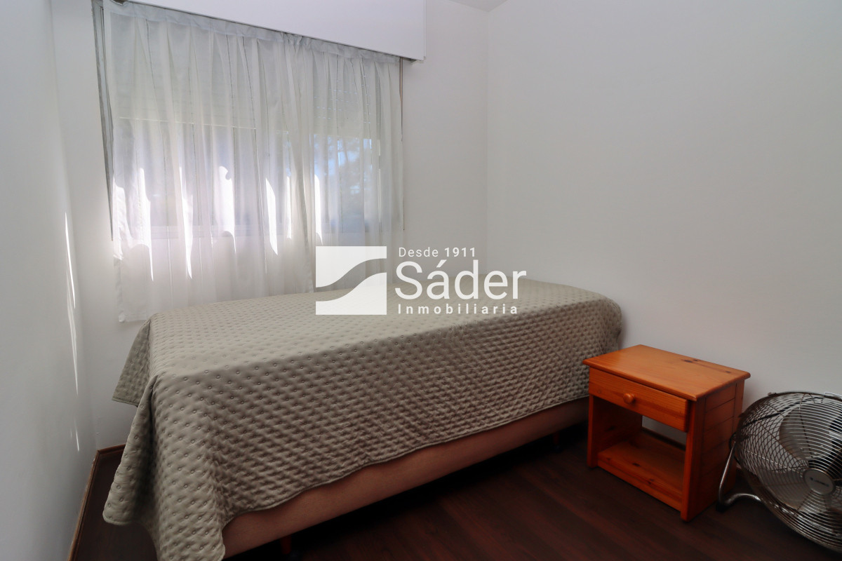 Apartamento ID.4370 - Apto 2 dormitorios, frente a playa mansa