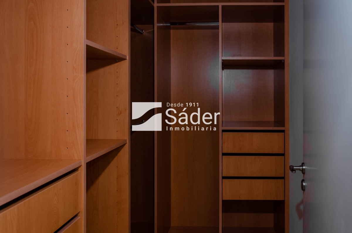 Apartamento ID.3742 - Venta de Penthouse 3 DORMITORIOS con vista al mar.