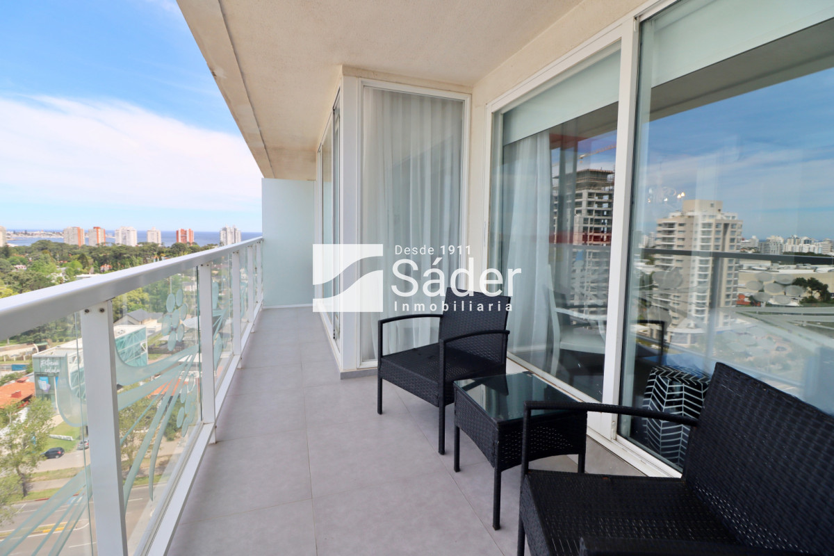 Apartamento ID.4440 - Venta de Apartamento sobre Avda. Roosevelt