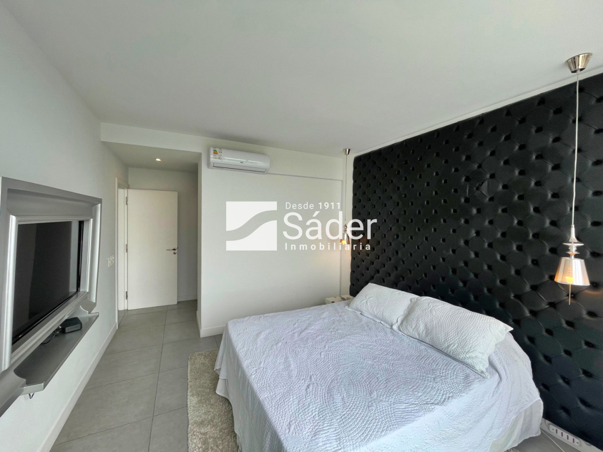 Apartamento ID.4955 - Penthouse en Pda 7 sobre Av. Roosevelt
