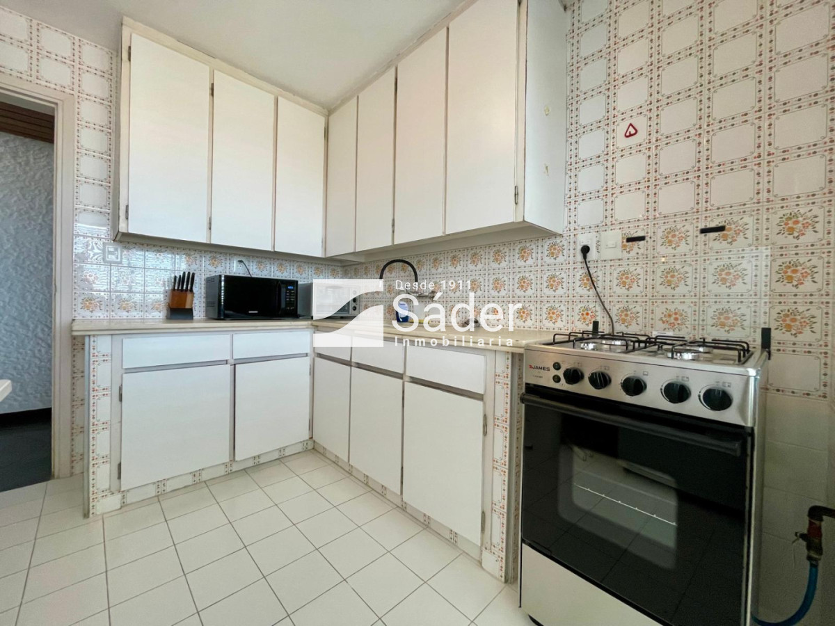 Apartamento ID.4657 - Apartamento en venta y alquiler 4 dormitorios en la península.