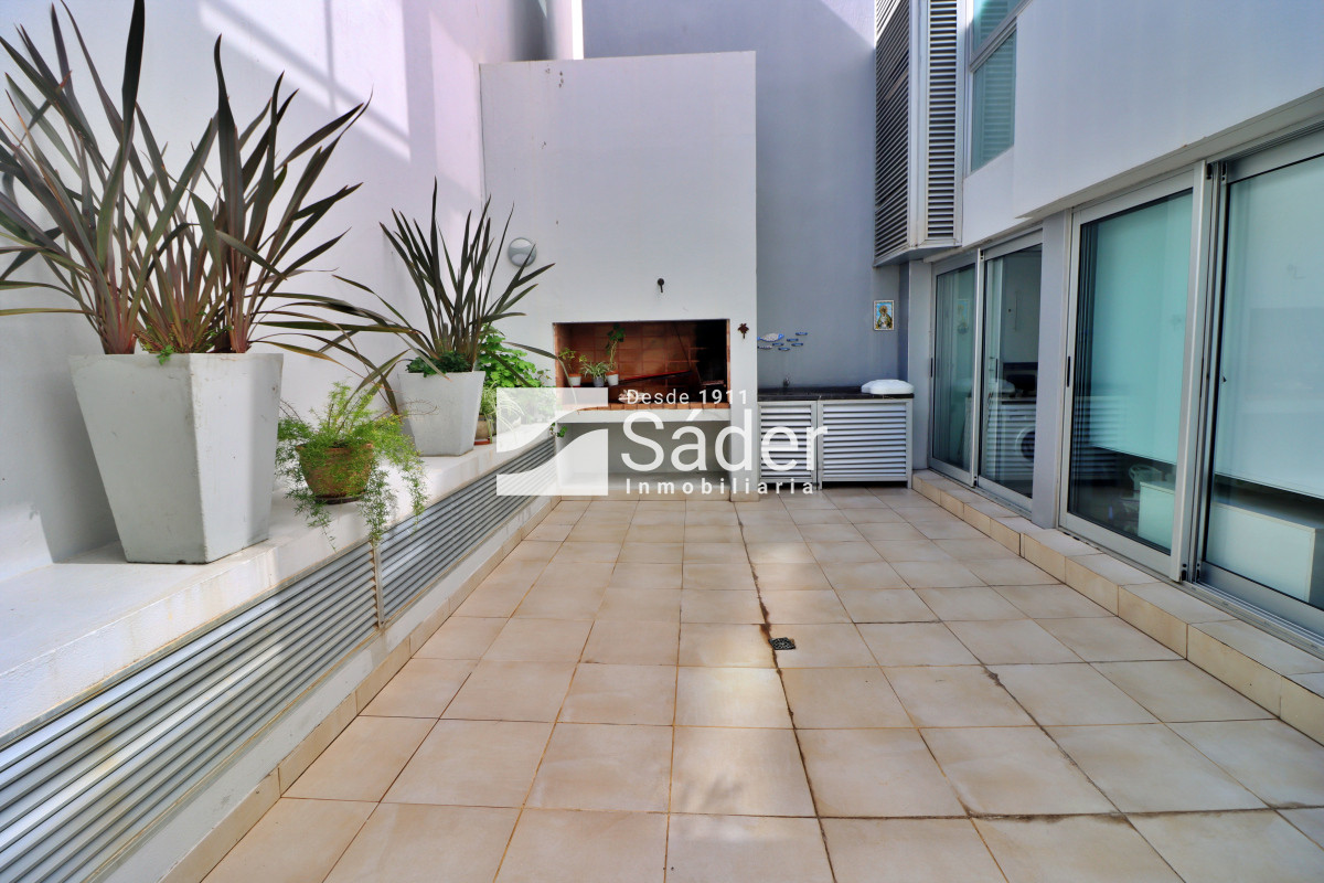 Apartamento ID.4308 - Apto en alquiler de 3 dormitorios. 