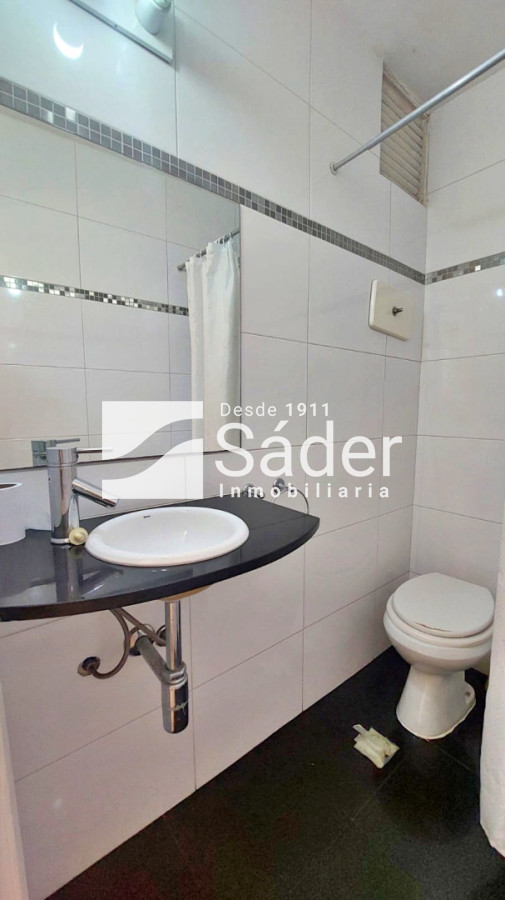 Apartamento ID.4615 - Apto 2 Dormitorios en la Península, sobre Av. Gorlero 