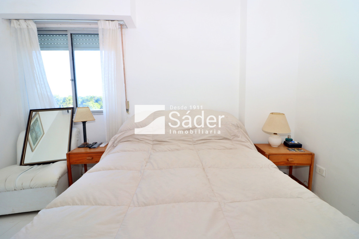 Apartamento ID.4596 - Apto en zona Cantegrill. 2 dormitorios y servicio