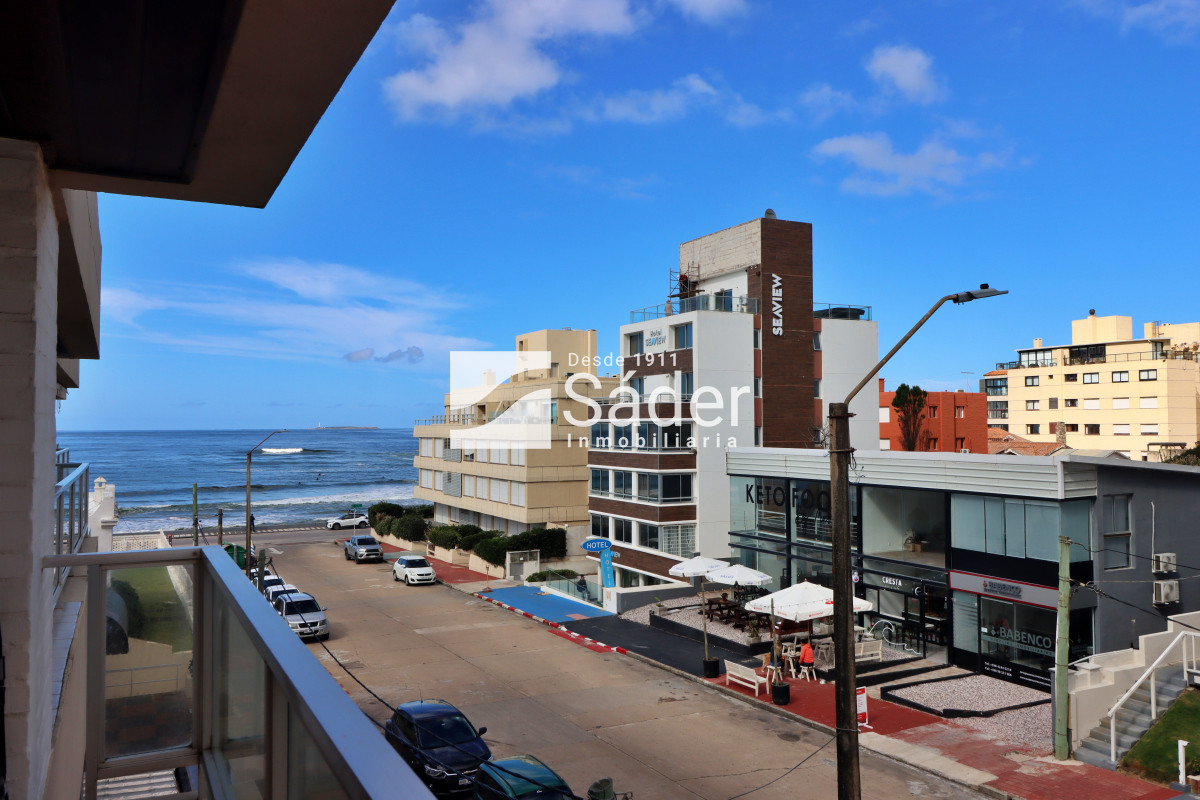 Apartamento ID.4087 - Apto venta y alquiler en Península, a solo 100 metros de la playa El Emir 