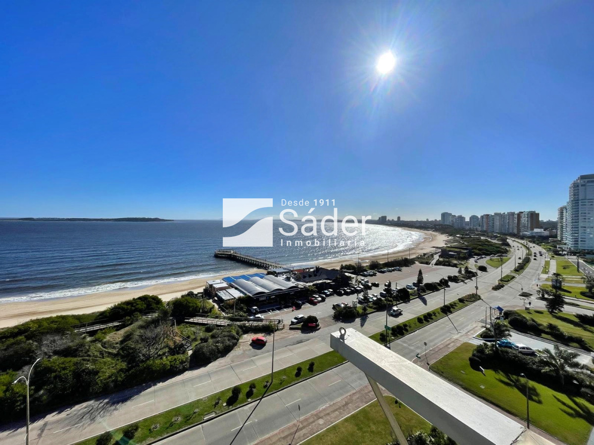 Apartamento ID.4276 - Apto. 3 dorm. con vista al mar. (Playa mansa, pda. 3)