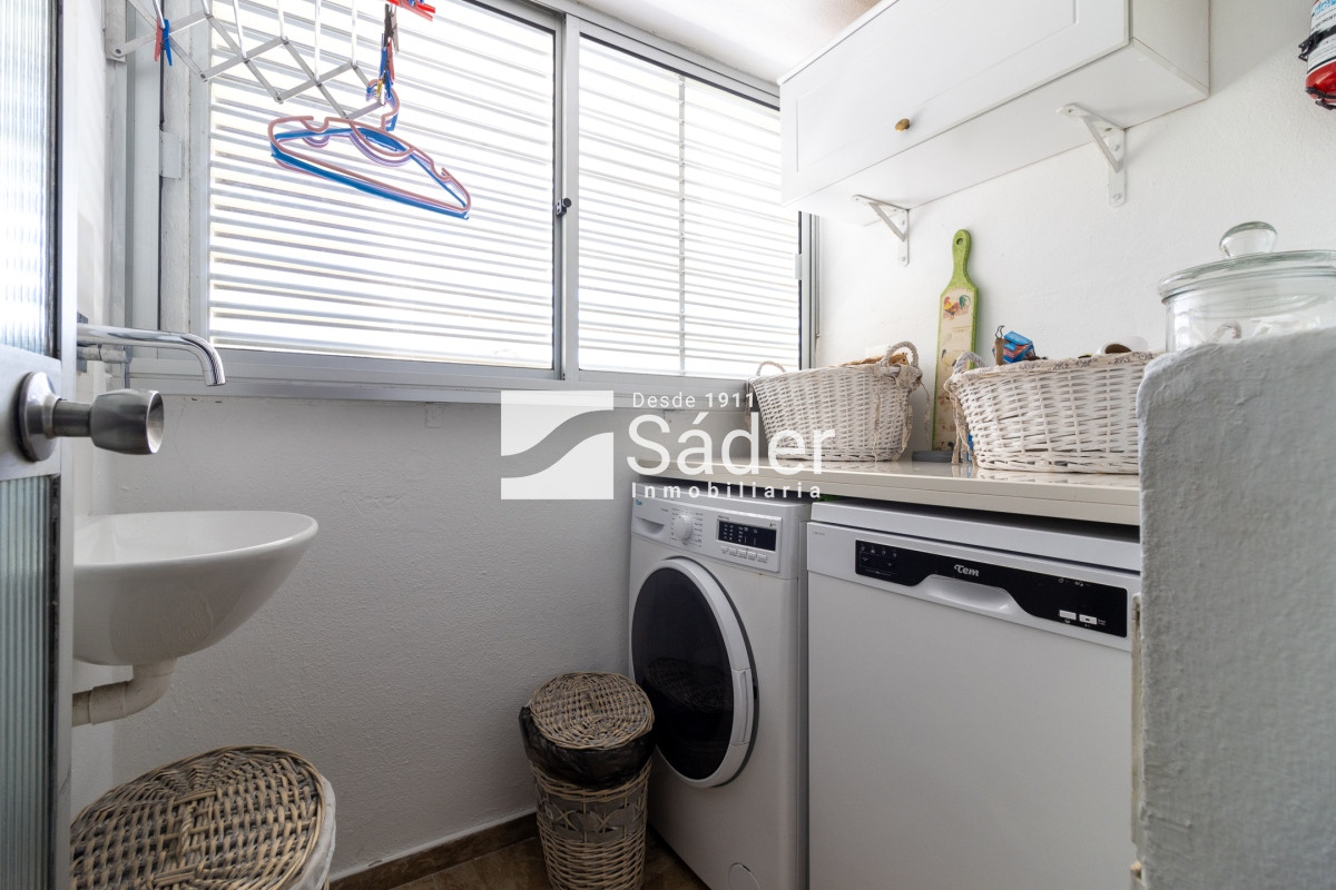Apartamento ID.3135 - Apartamento en Playa Mansa 3 dormitorios