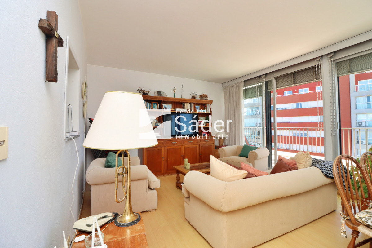 Apartamento ID.4551 - Apartamento en península. 3 dorm. Gran balcon