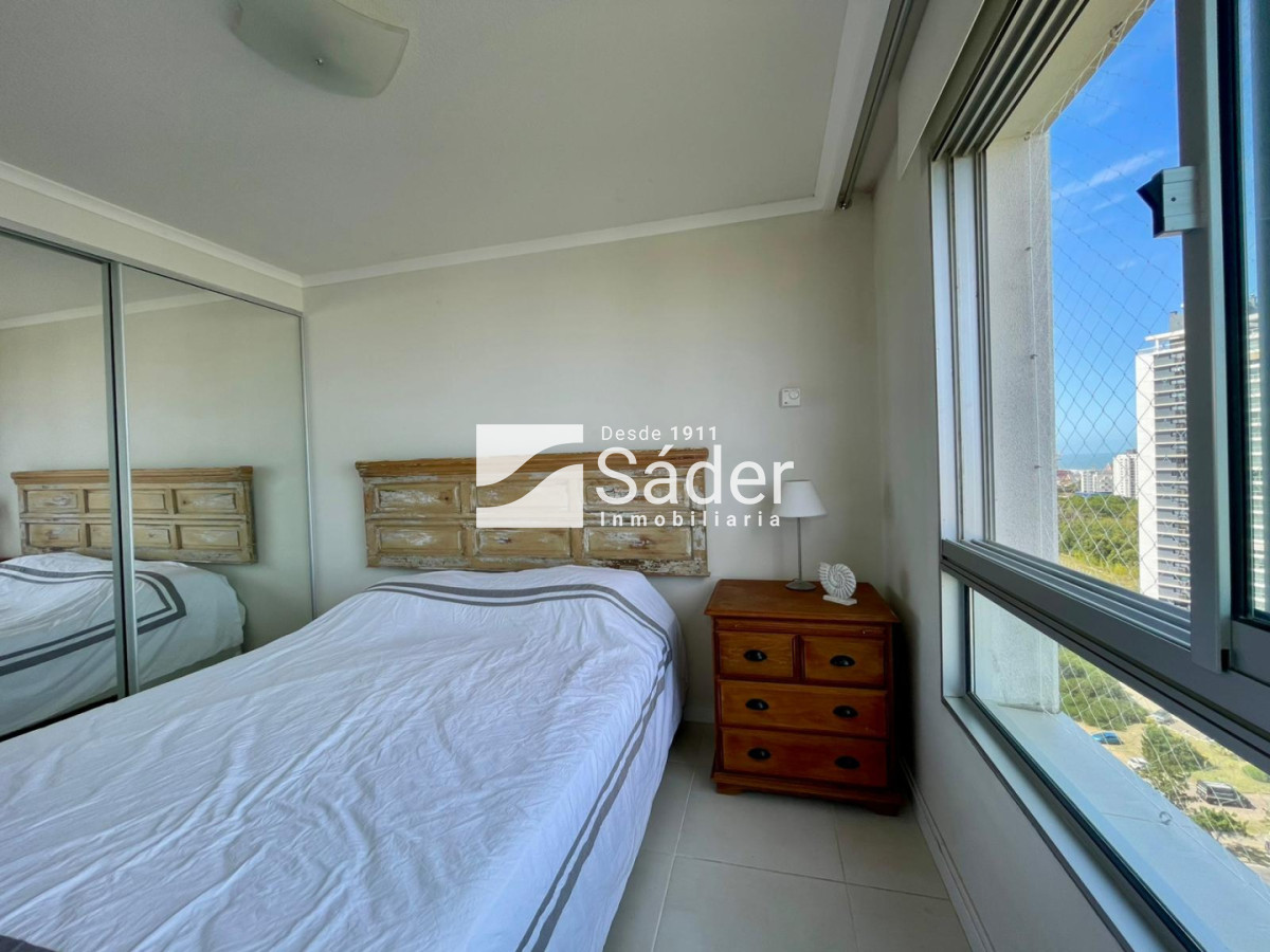 Apartamento ID.4729 - Apto en Alq. 3 Suites en Pda 8 de Playa Brava, a metros del mar 