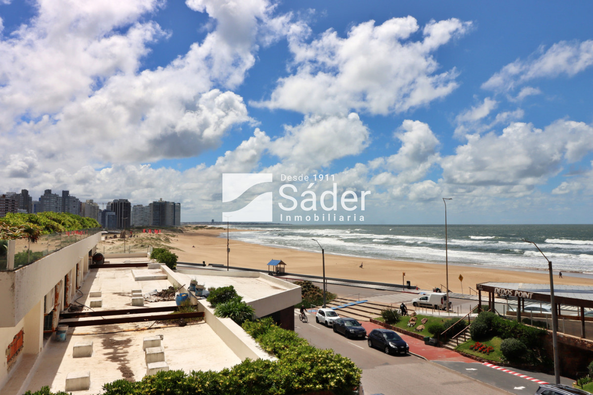 Apartamento ID.4513 - Apto en Av. Gorlero. 1 dormitorio. vista a Playa Brava