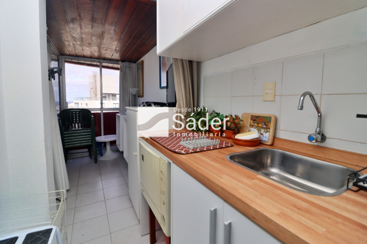 Apartamento ID.4297 - Apto. en alquiler de 2 dorm. 