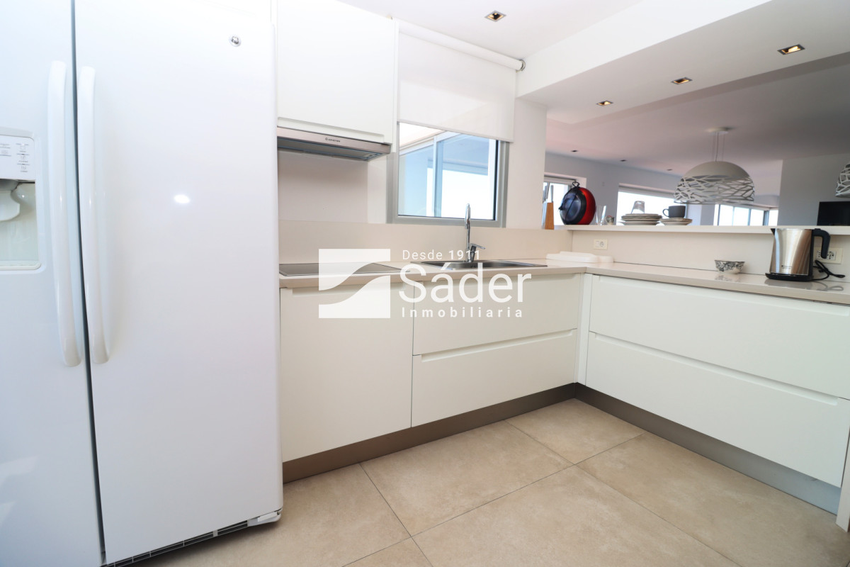 Apartamento ID.4605 - Penthouse en Alq. Pda 32 de Playa Brava, Punta del Este 