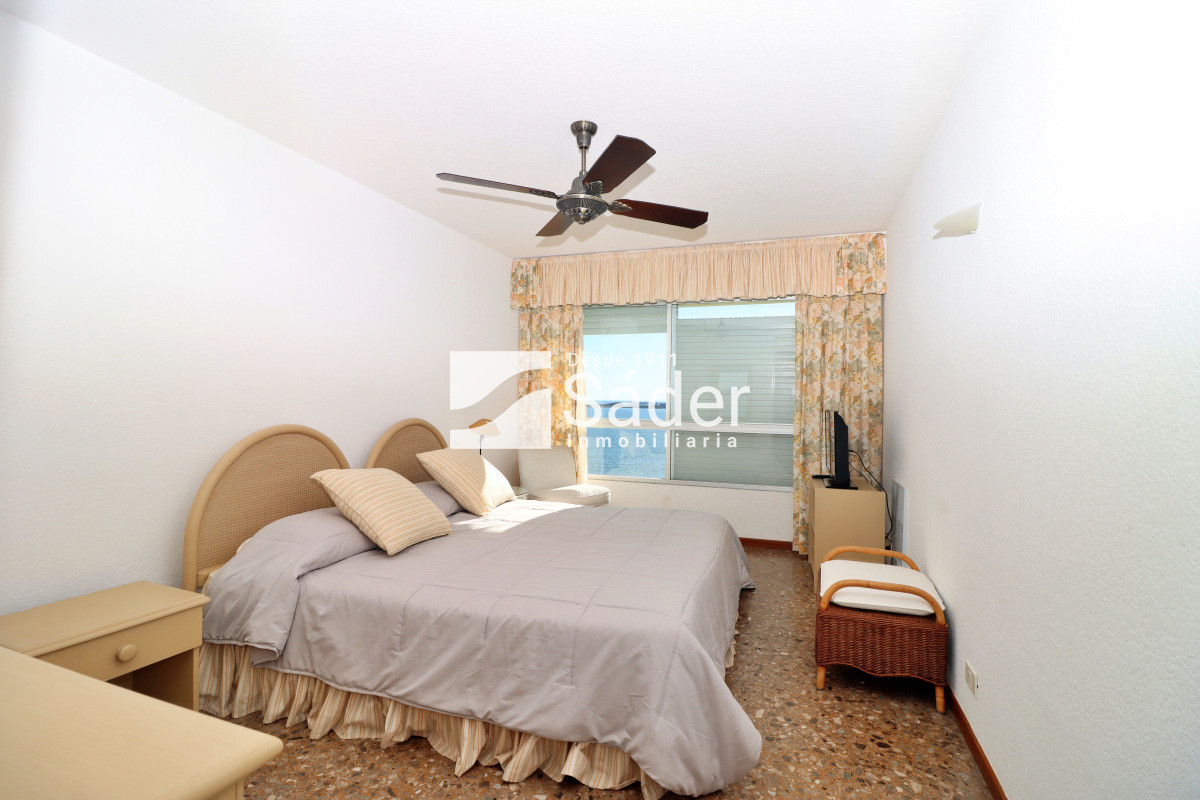 Apartamento ID.4462 - Apartamento en alquiler 3 dormitorios. Playa mansa