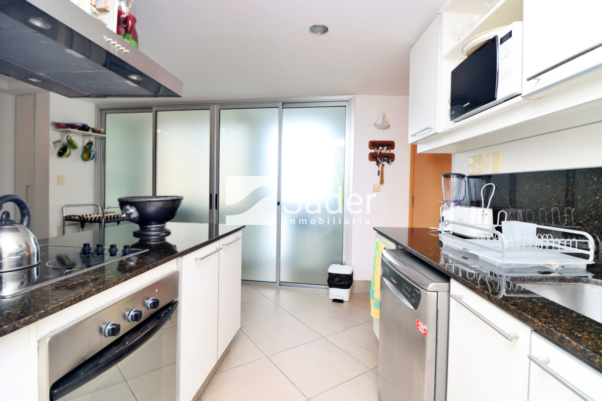 Apartamento ID.4476 - Penthouse en Alq. Frente al Mar, 1era Quincena de Enero 