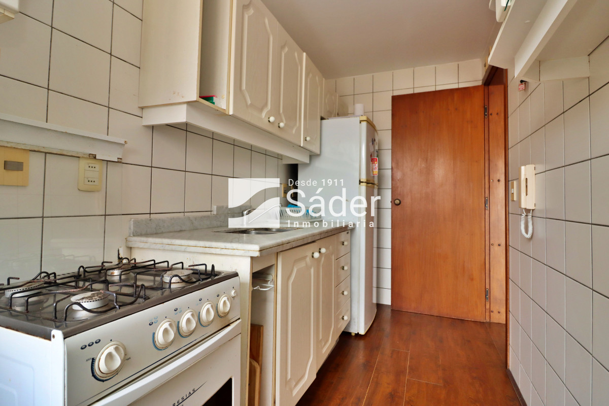 Apartamento ID.4307 - Apto. en alquiler de 2 dorm, en la Mansa 