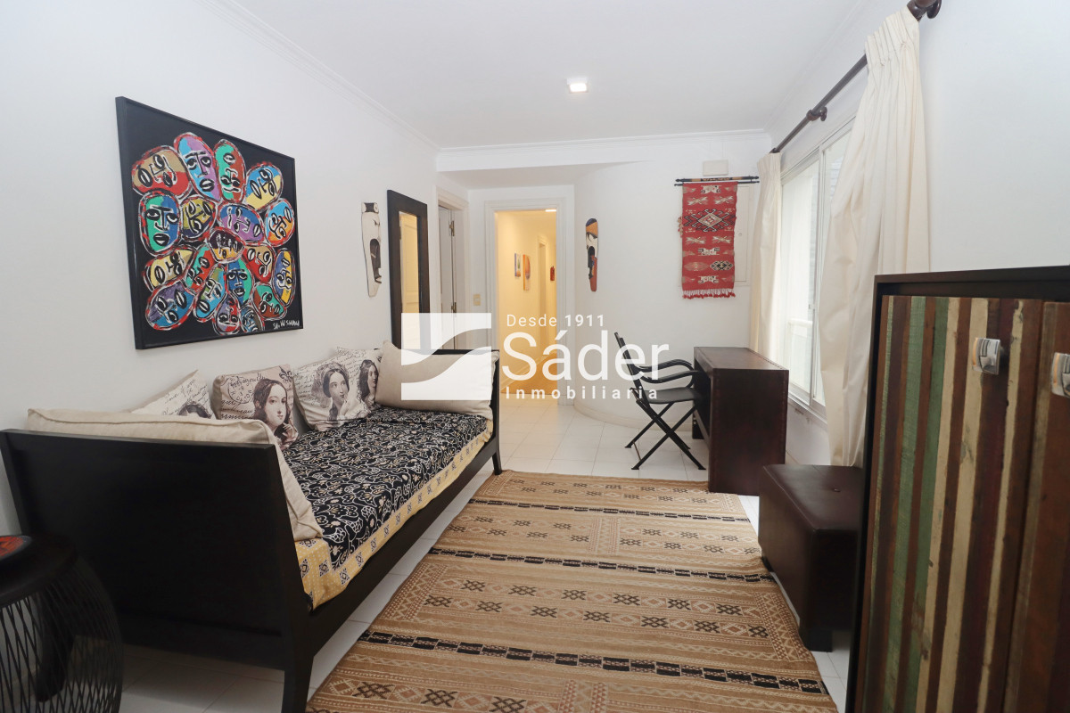 Apartamento ID.4396 - Apartamento de gran tamaño frente al Puerto