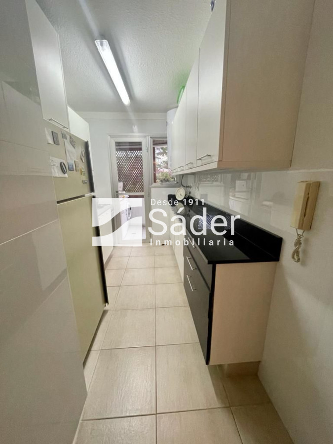 Apartamento ID.2518 - Apartamento en venta Playa Mansa 3 dormitorios