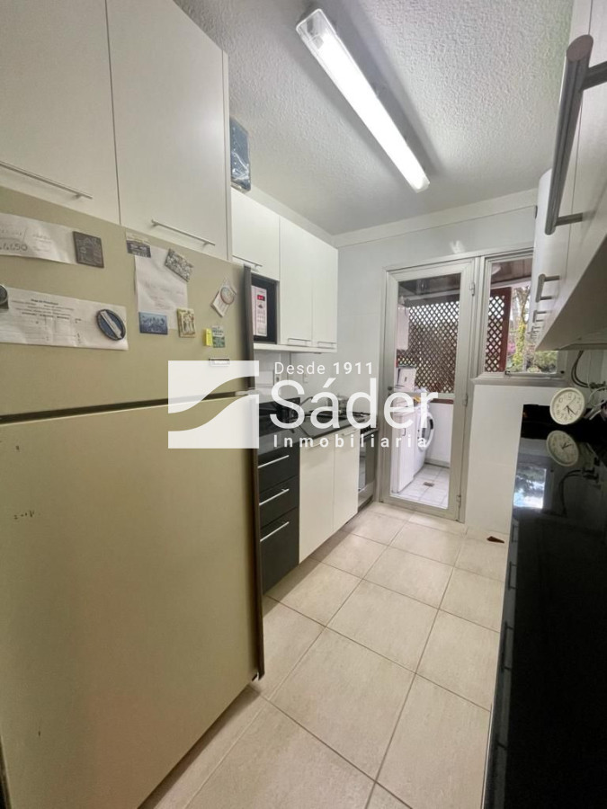 Apartamento ID.2518 - Apartamento en venta Playa Mansa 3 dormitorios