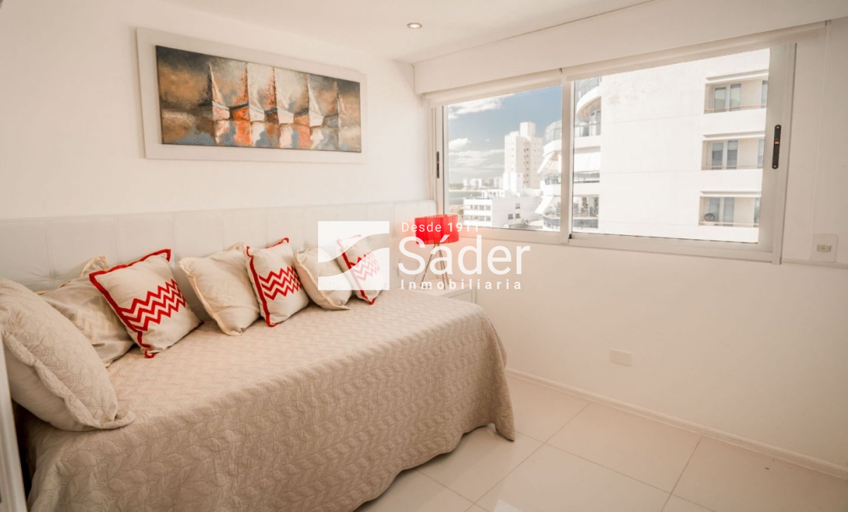 Apartamento ID.3381 - Apartamento en venta Península 6 dormitorios 