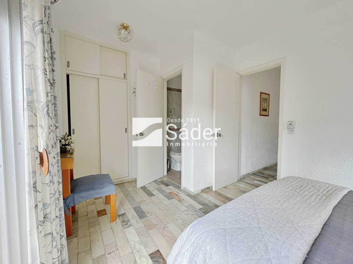 Apartamento ID.4673 - Apto de 2 dormitorios en Alquiler, Península 