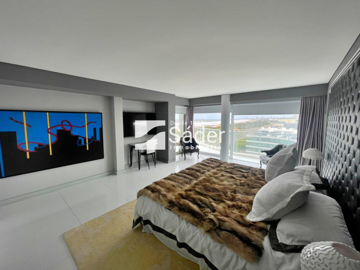 Apartamento ID.3814 - Penthouse de lujo en Playa Brava
