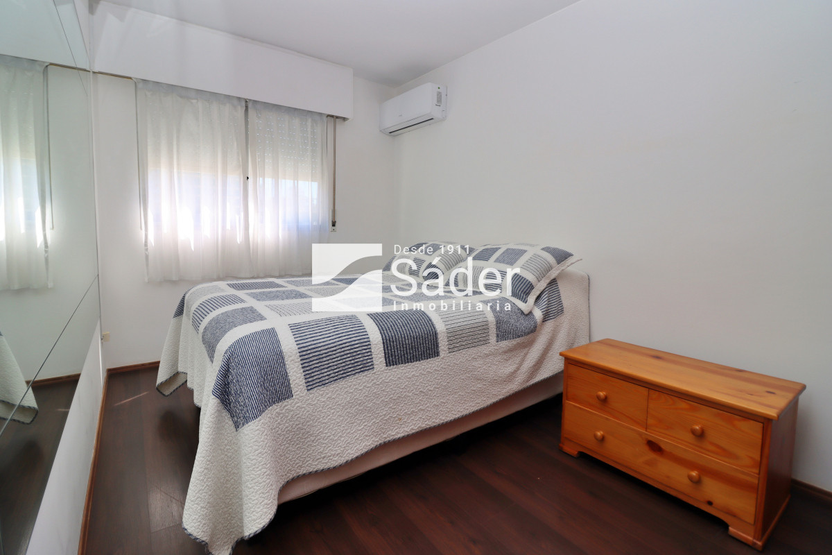Apartamento ID.4370 - Apto 2 dormitorios, frente a playa mansa