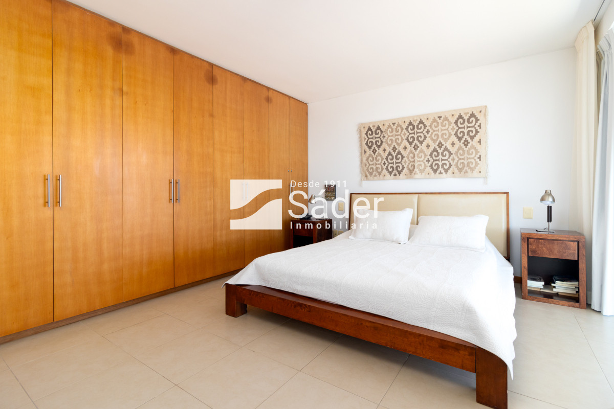 Apartamento ID.3192 - Apartamento en venta Peninsula 4 dormitorios