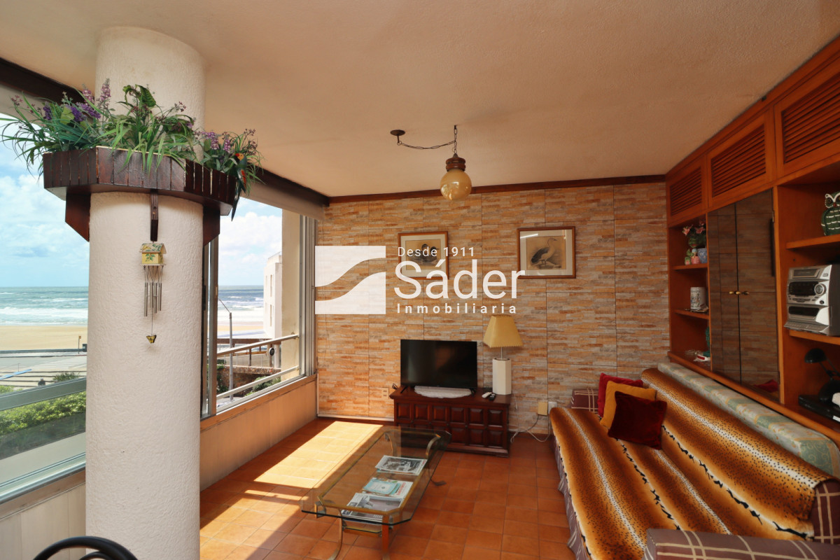 Apartamento ID.4513 - Apto en Av. Gorlero. 1 dormitorio. vista a Playa Brava