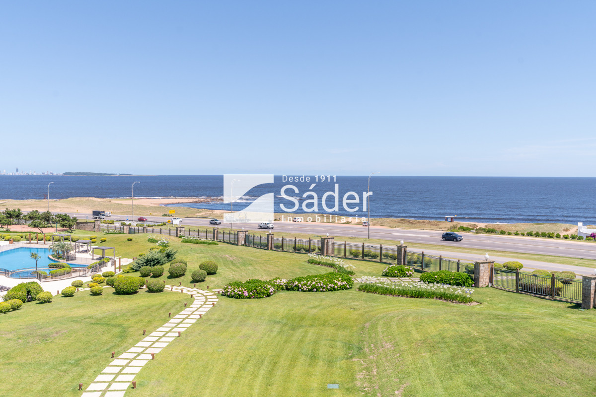 Apartamento ID.3738 - Venta de Penthouse 3 DORMITORIOS con vista al mar.