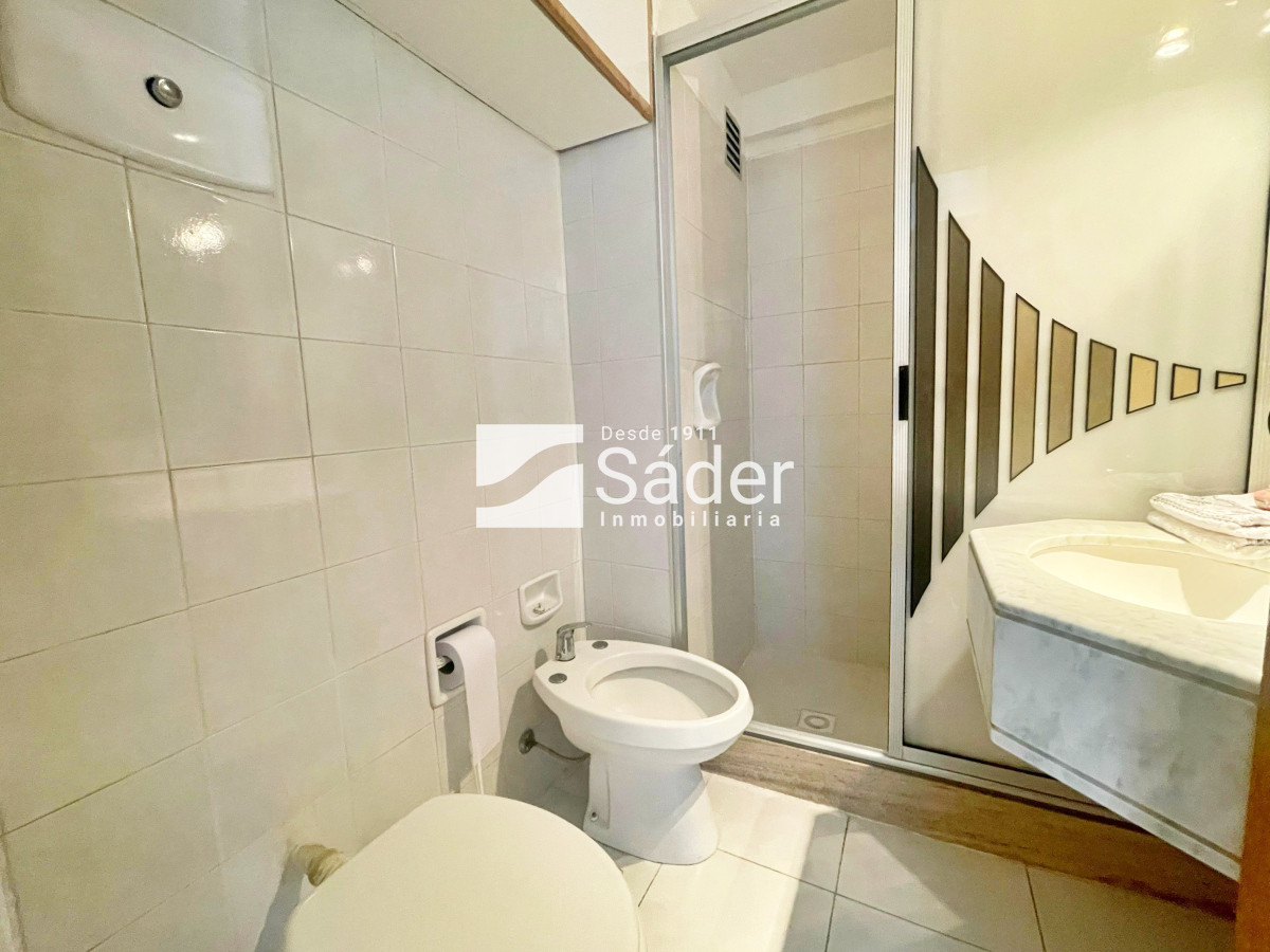 Apartamento ID.4087 - Apto venta y alquiler en Península, a solo 100 metros de la playa El Emir 