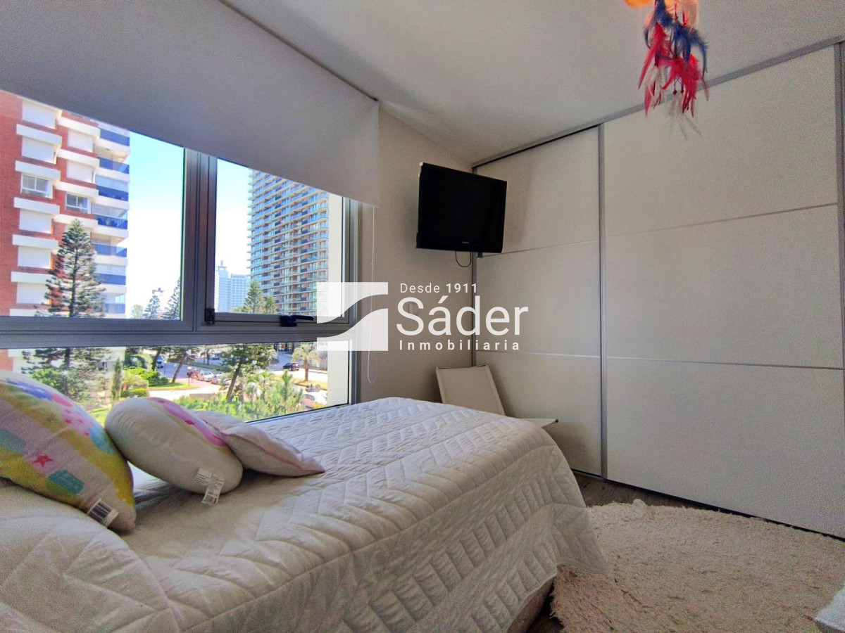 Apartamento ID.4803 - Apartamento 3 dormitorios en Punta del Este cerca de Playa Brava y Mansa