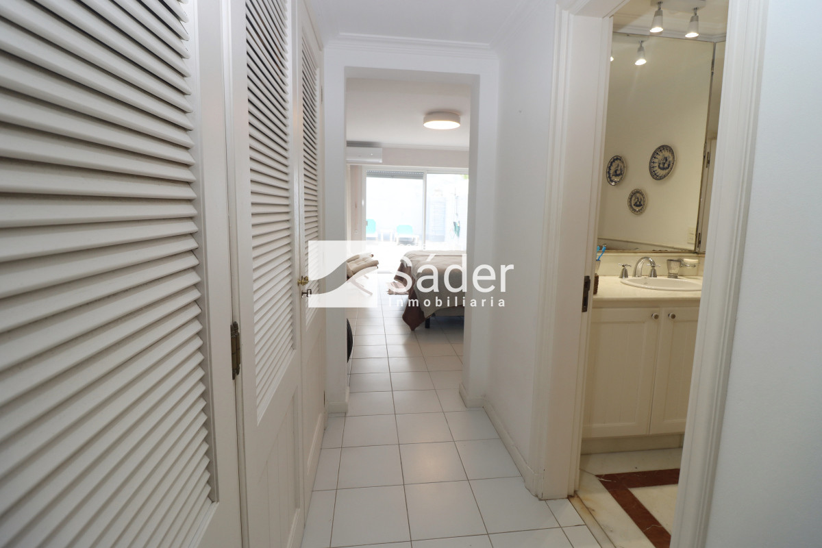 Apartamento ID.4396 - Apartamento de gran tamaño frente al Puerto