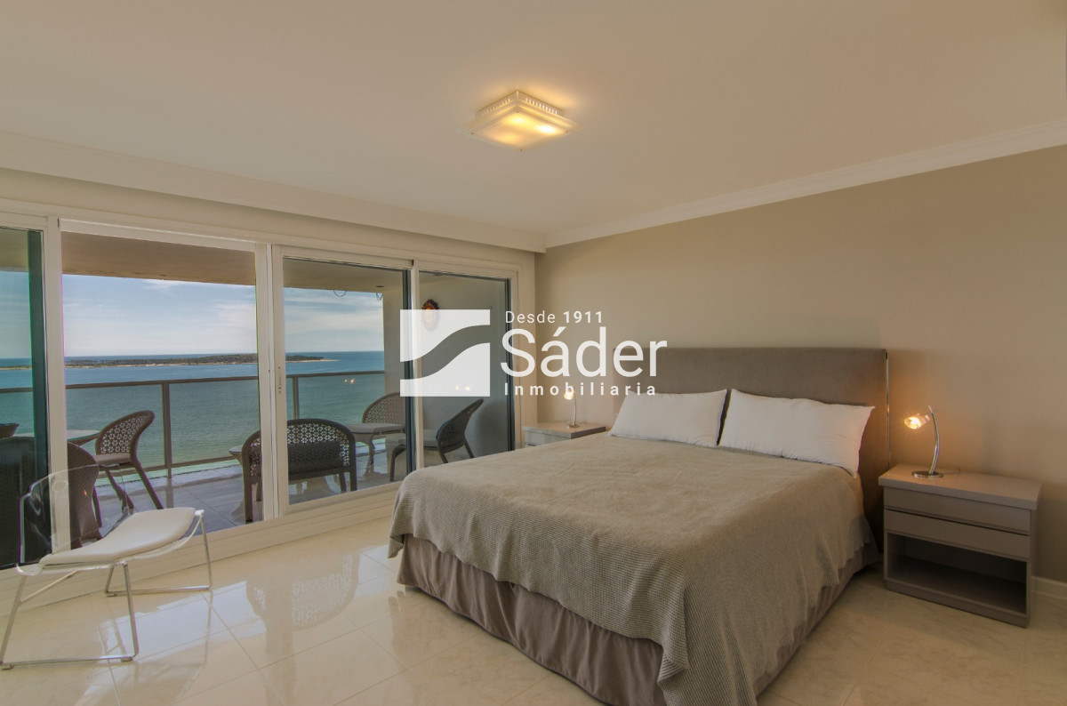 Apartamento ID.3175 - Apartamento en venta Playa Mansa 5 dormitorios