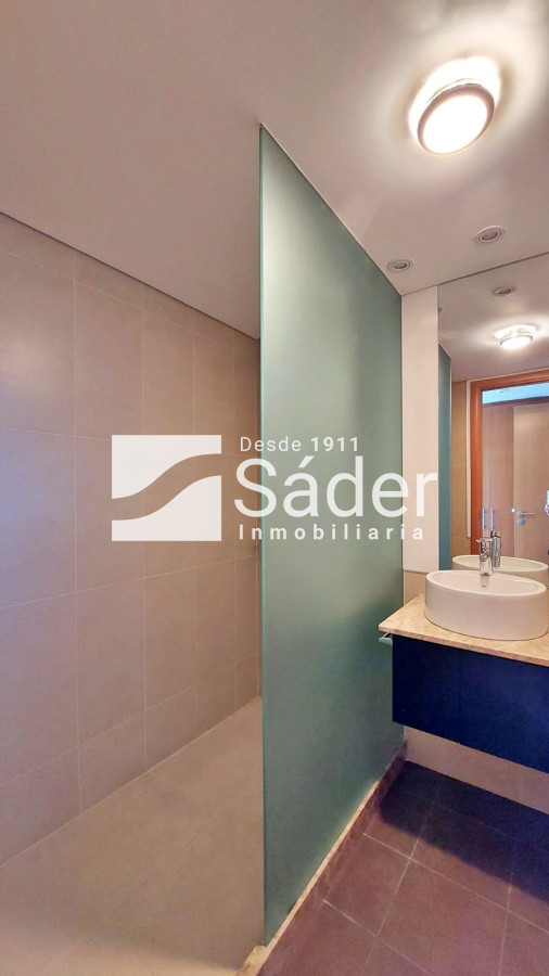 Apartamento ID.4451 - Apto 3 Dormitorios en alquiler, frente al mar 